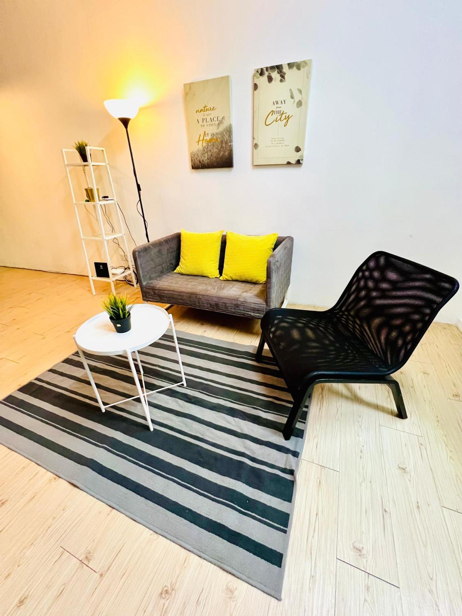 Ocean-View Studio For 2Pax -9Min To Pasarpayang-Mayangmall-Drawbridge كُوالا تيرينغانو المظهر الخارجي الصورة